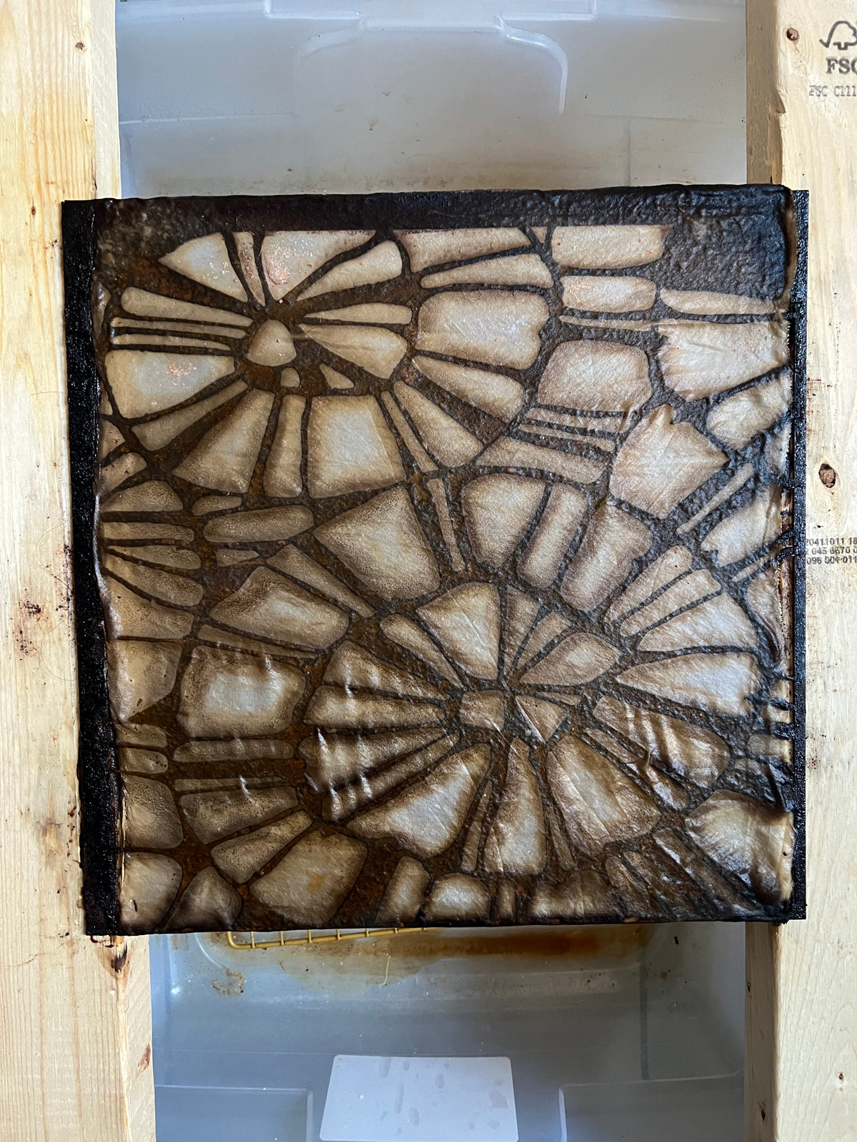 From bare steel to rust print